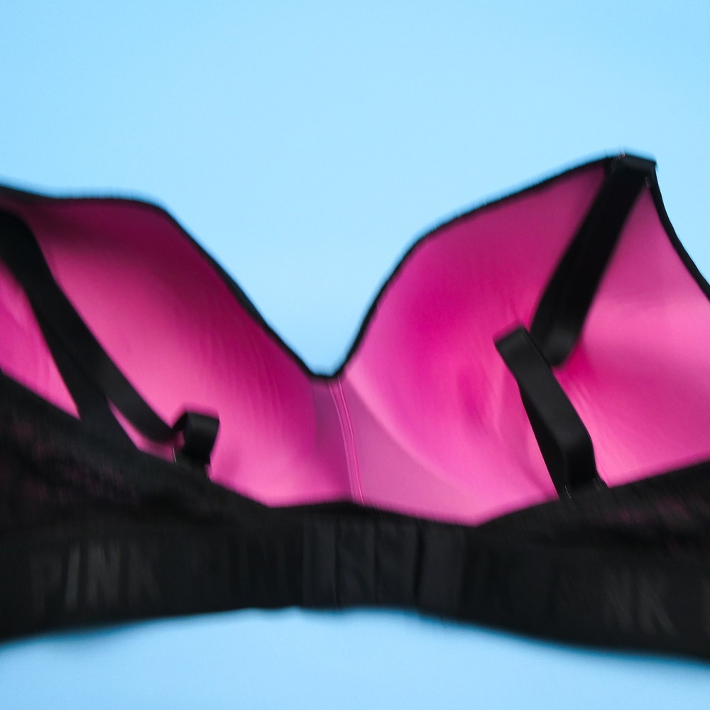 PINK Victoria's Secret Wireless Bra Womens 36DD Lightly Lined Black Leopard Lace - Picture 8 of 8